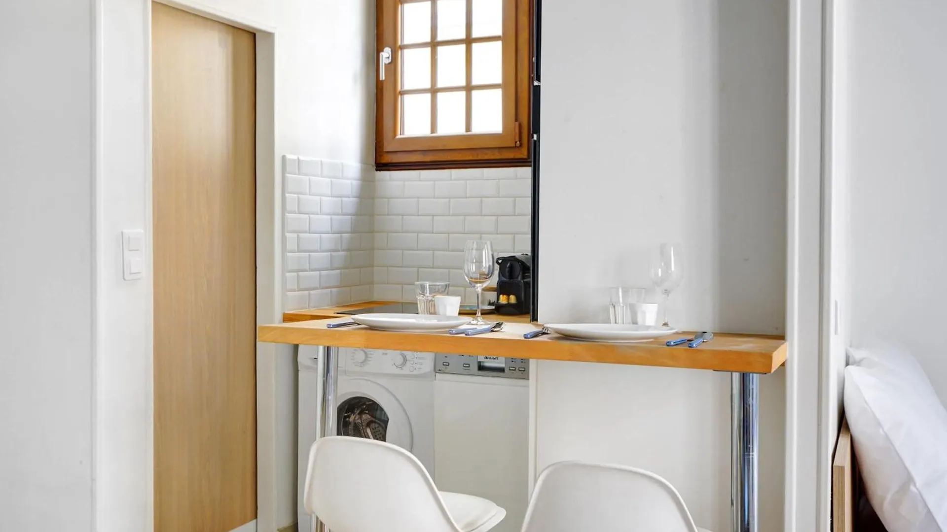 Luminous Flat In Le Marais Appartement Parijs